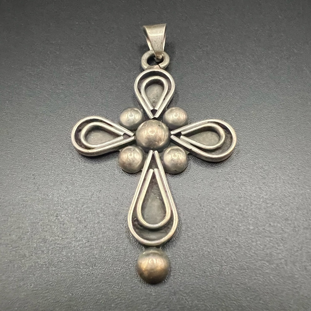 925 STERLING SILVER LARGE MEXICO MODERNIST BERNICE GOODSPEED CROSS PENDANT